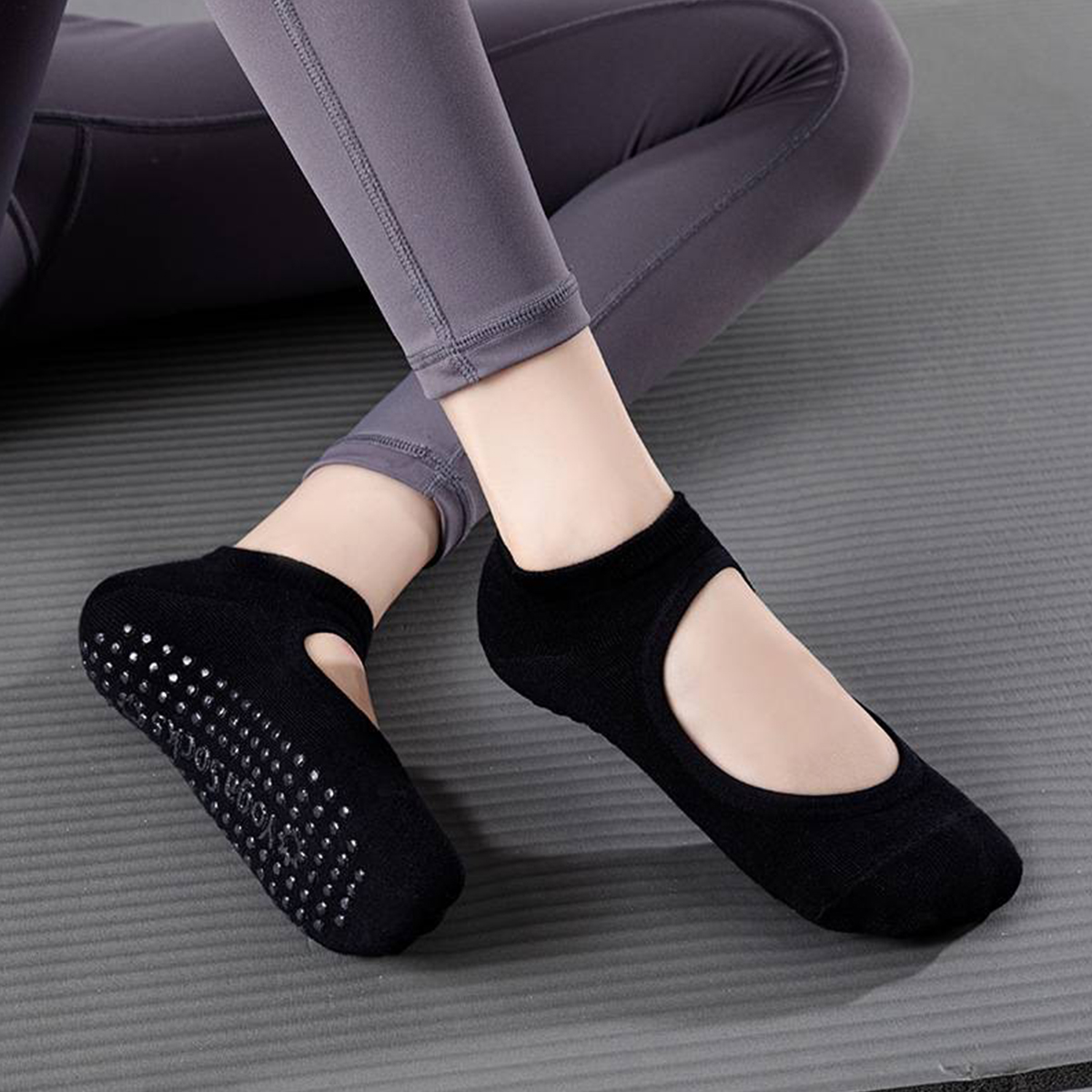 Non-Slip Yoga Socks for Women  - огляд і ціна Pilates & Yoga Elastic Band